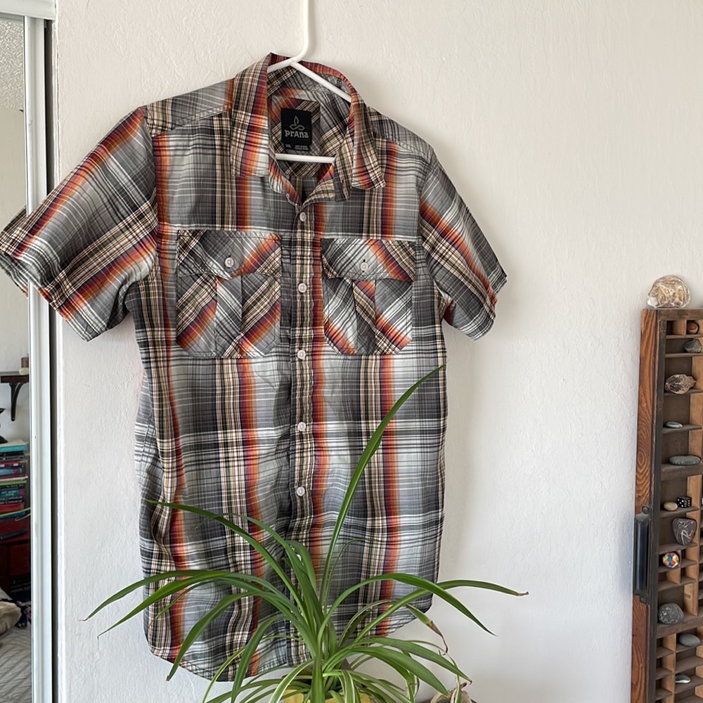 Prana Men's Plaid Button Down Casual Short Sleeve Shirt, Small